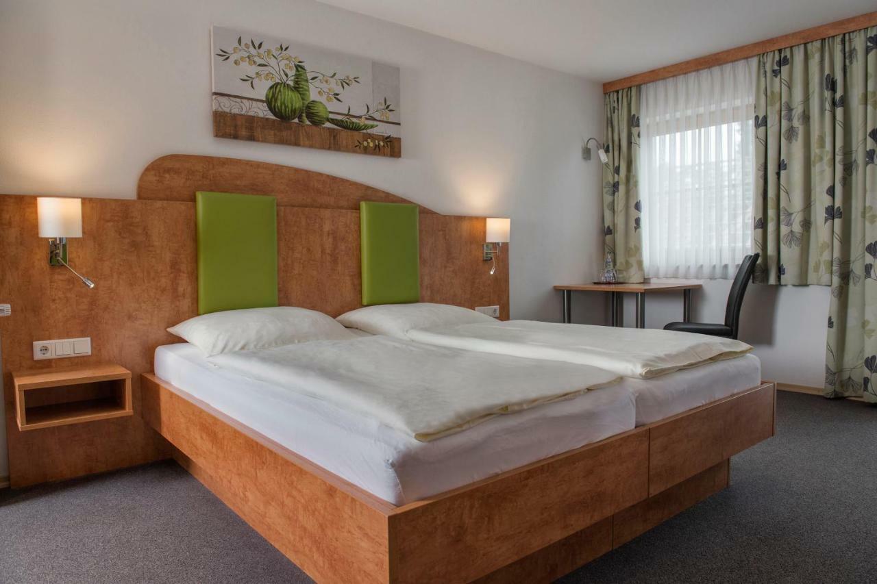 Hotel Garni Hopfengold Wolnzach Exterior photo